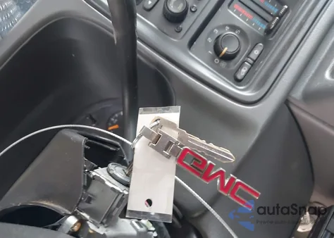 2003 GMC Sierra 2500Hd Sle из США, поврежденный, VIN 1GTHC231X3F209595